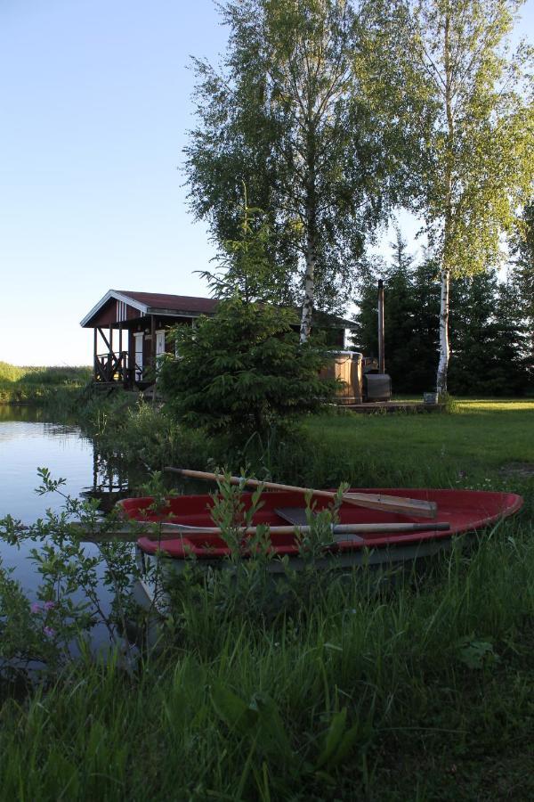 Beautiful Private Near Tartu Ваканционна къща
